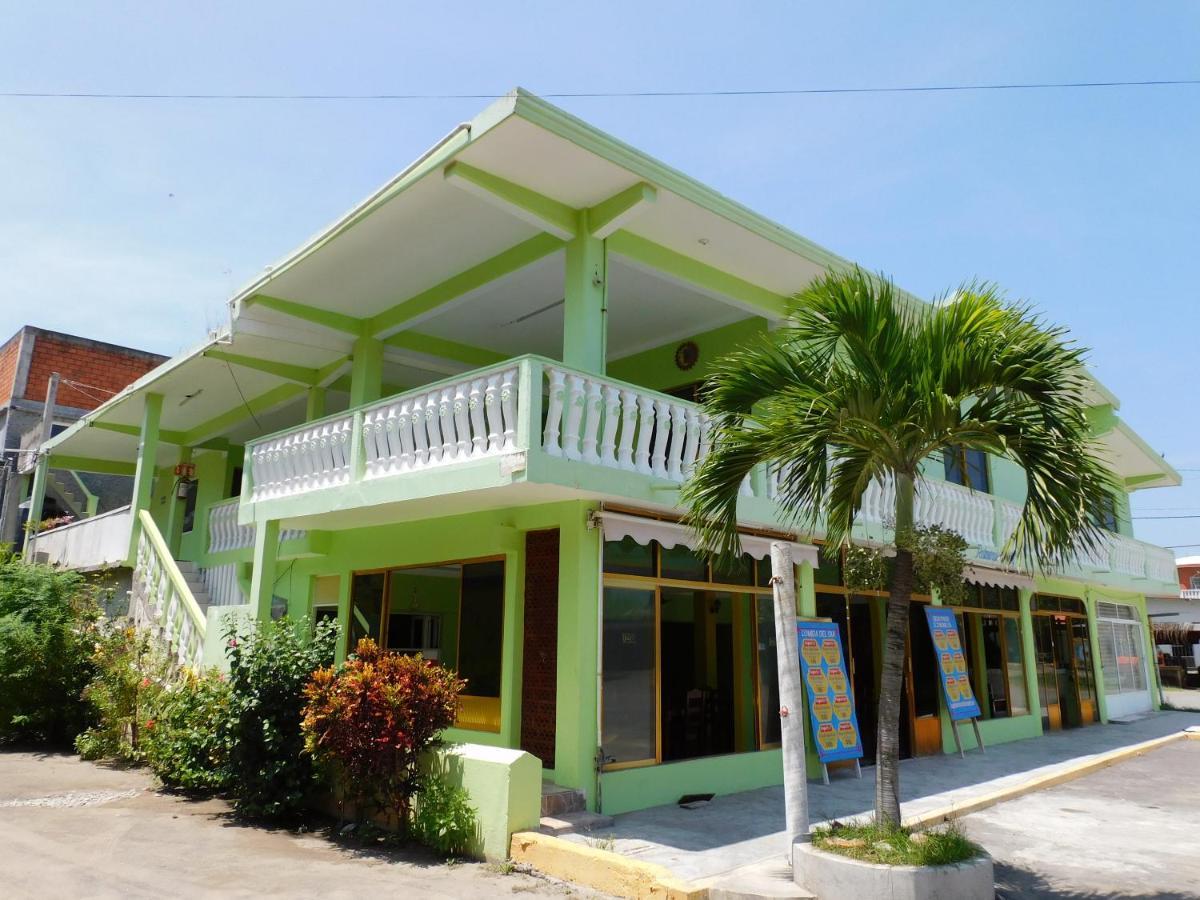Hotel Casa De Huespedes Yoli By Rotamundos Playa Chachalacas Exterior foto